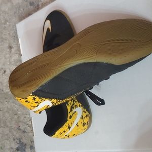 Boys nike indoor soccer shoes